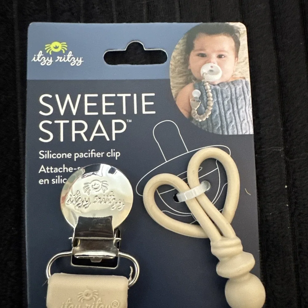 Itzy Ritzy Pink Sweetie‎ Pacifier Strap CLIP AND GO BRAND NEW SEALED